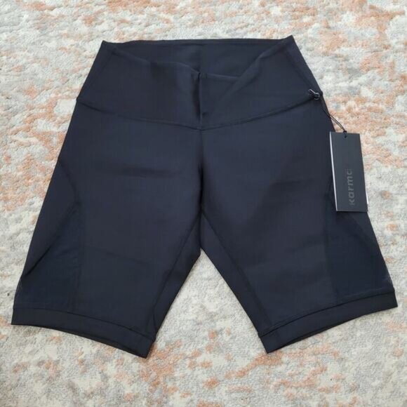 Karma Mercedes Short in Black - Size Large - Picture 5 of 8